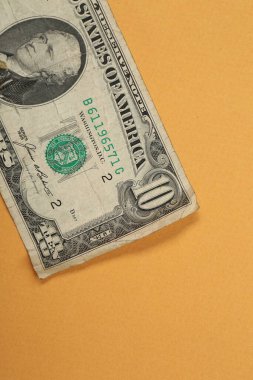 Bir sürü nakit bize dolar