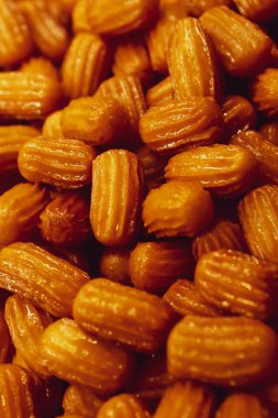 Geleneksel hindistancevizli tatlı baklavası. Ev yapımı fındıklı ve ballı baklava..