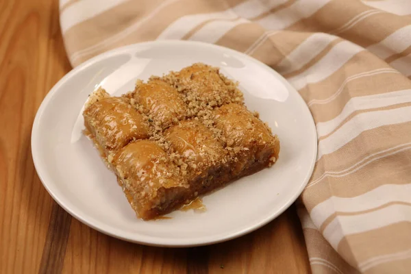 Traditionelle Türkische Nachspeise Baklava Mit Cashew Walnüssen Hausgemachte Baklava Mit — Stockfoto