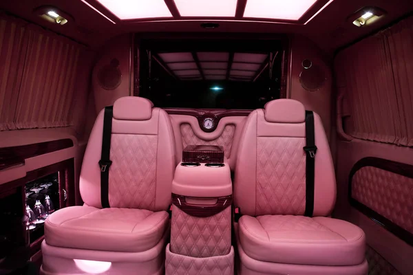 Luxury Modern Pink Car Interior — Stock Photo, Image