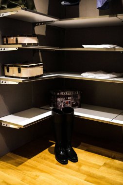 Lüks Modern soyunma odası iç tasarımı