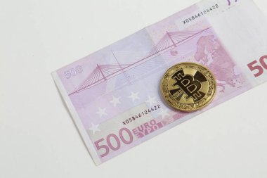 Multi Euro Dolar, farklı türde yeni nesil banknotlar, bitcoin