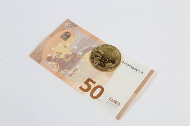 Multi Euro Dolar, farklı türde yeni nesil banknotlar, bitcoin