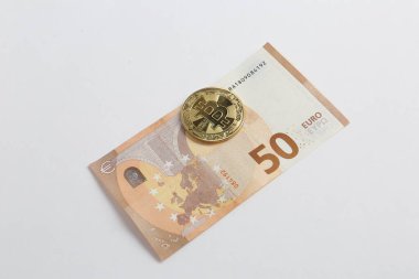 Multi Euro Dolar, farklı türde yeni nesil banknotlar, bitcoin