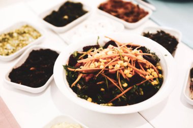 Geleneksel Türk ve Yunan yemek meze masası