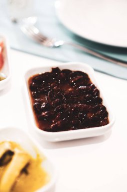 Geleneksel Türk ve Yunan yemek meze masası