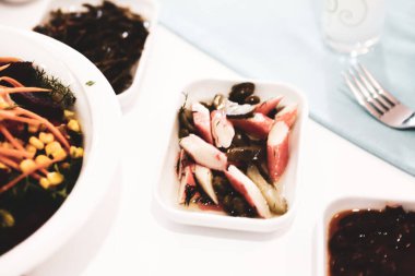 Geleneksel Türk ve Yunan yemek meze masası