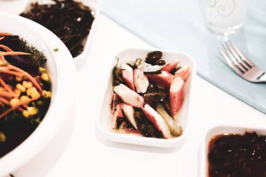 Geleneksel Türk ve Yunan yemek meze masası