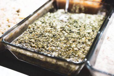 Geleneksel Türk ve Yunan yemek meze masası