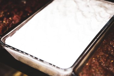 Geleneksel Türk ve Yunan yemek meze masası