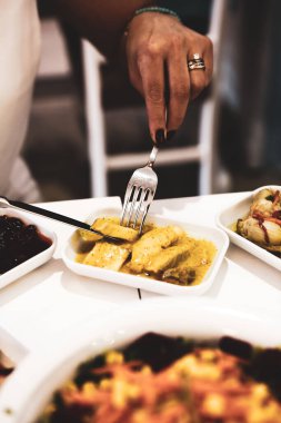 Geleneksel Türk ve Yunan yemek meze masası