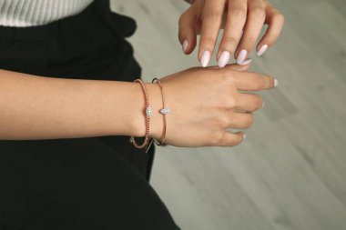 Elmas Mücevherler ve Moda Mücevherleri