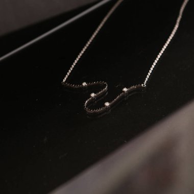 Elmas Mücevherler ve Moda Mücevherleri