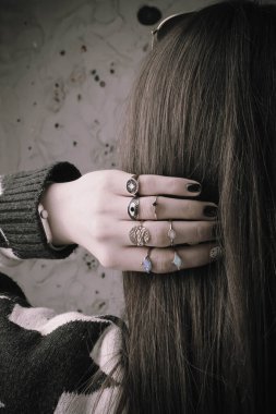 Elmas Mücevherler ve Moda Mücevherleri