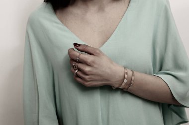 Elmas Mücevherler ve Moda Mücevherleri