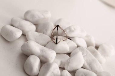 Elmas Mücevherler ve Moda Mücevherleri