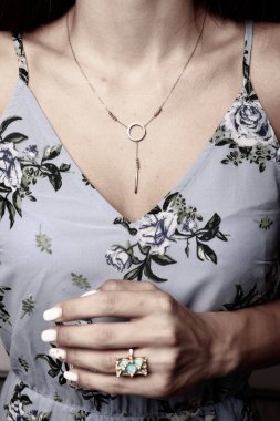 Elmas Mücevherler ve Moda Mücevherleri