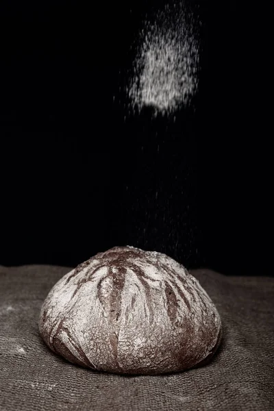 Lezzetli doğal estetik fırınlanmış ekmek