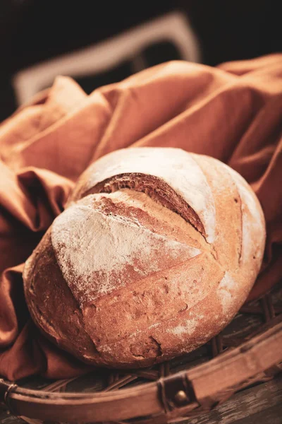 Lezzetli doğal estetik fırınlanmış ekmek