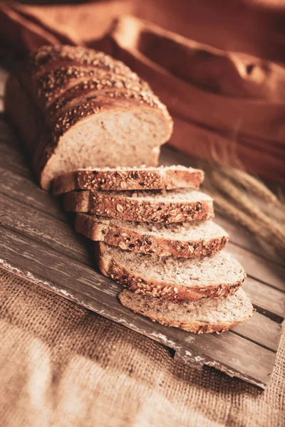 Lezzetli doğal estetik fırınlanmış ekmek