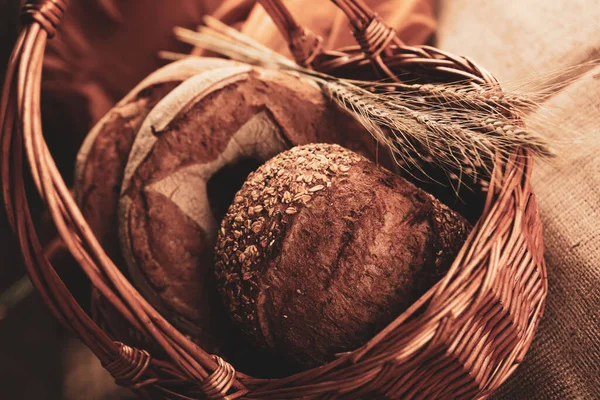 Lezzetli doğal estetik fırınlanmış ekmek