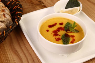 Lezzetli Çorba, Sebze Çorbası, Kase