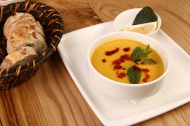 Lezzetli Çorba, Sebze Çorbası, Kase