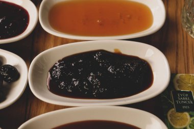 zengin ve leziz Türk Kahvaltı