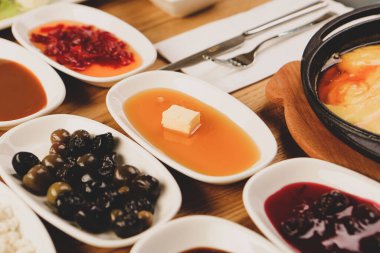 zengin ve leziz Türk Kahvaltı