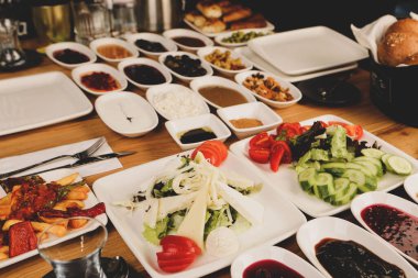 zengin ve leziz Türk Kahvaltı