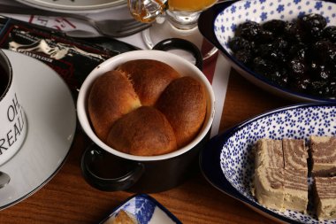 zengin ve leziz Türk Kahvaltı