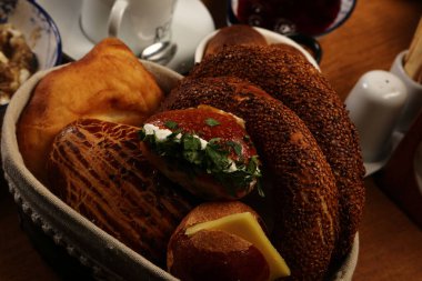 zengin ve leziz Türk Kahvaltı