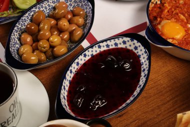 zengin ve leziz Türk Kahvaltı