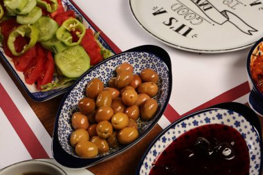 zengin ve leziz Türk Kahvaltı