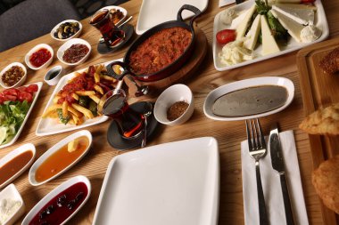 zengin ve leziz Türk Kahvaltı