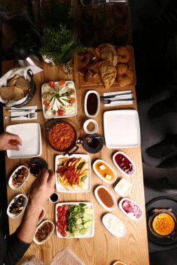 zengin ve leziz Türk Kahvaltı