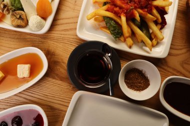 zengin ve leziz Türk Kahvaltı