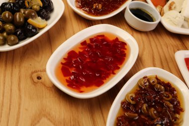 zengin ve leziz Türk Kahvaltı