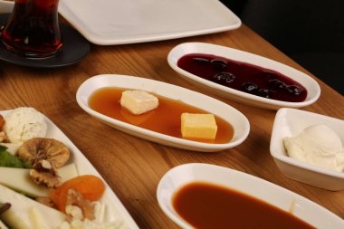 zengin ve leziz Türk Kahvaltı