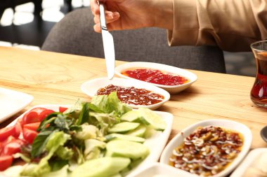 zengin ve leziz Türk Kahvaltı