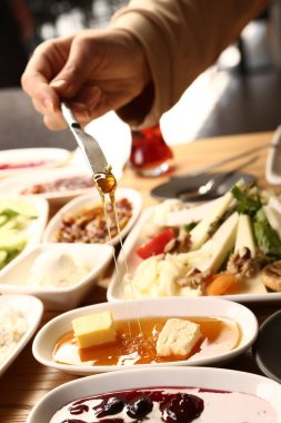 zengin ve leziz Türk Kahvaltı