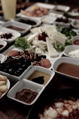 zengin ve leziz Türk Kahvaltı