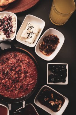 zengin ve leziz Türk Kahvaltı