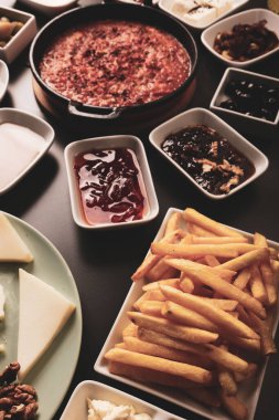 zengin ve leziz Türk Kahvaltı