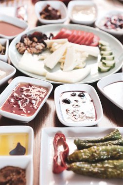 zengin ve leziz Türk Kahvaltı