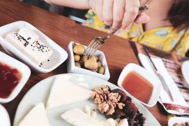 zengin ve leziz Türk Kahvaltı