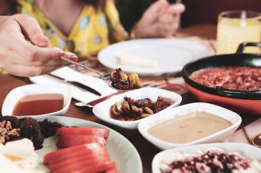 zengin ve leziz Türk Kahvaltı