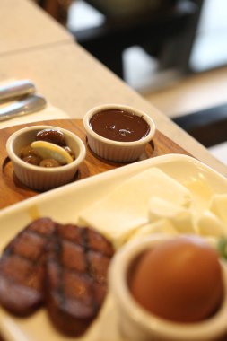 zengin ve leziz Türk Kahvaltı