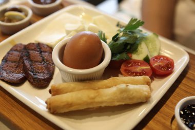 zengin ve leziz Türk Kahvaltı