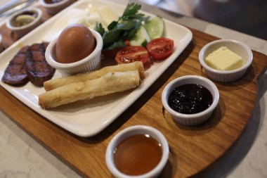 zengin ve leziz Türk Kahvaltı